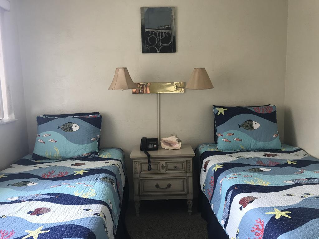 South Beach Inn - Коко Бийч Екстериор снимка
